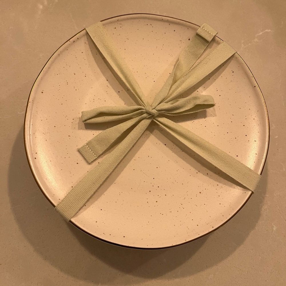 Elegant Cream Dessert Plate Set